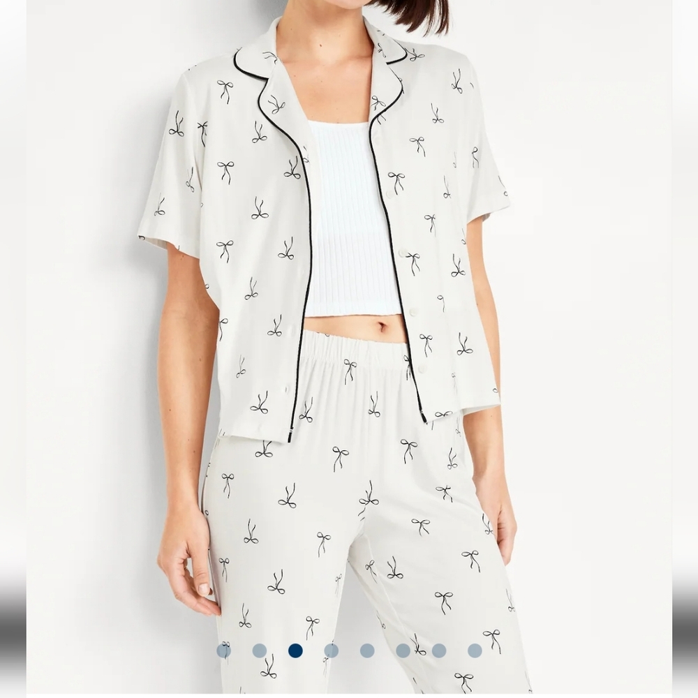 NWT Old Navy Classic Pajama Set